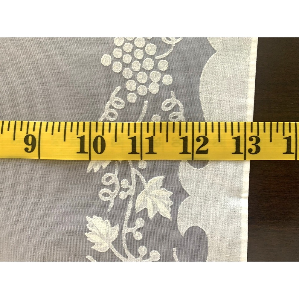 Unbranded Grape Vine‎ Placemats Set of 3 Grey White Scalloped Edge Home Decor - Picture 4 of 4
